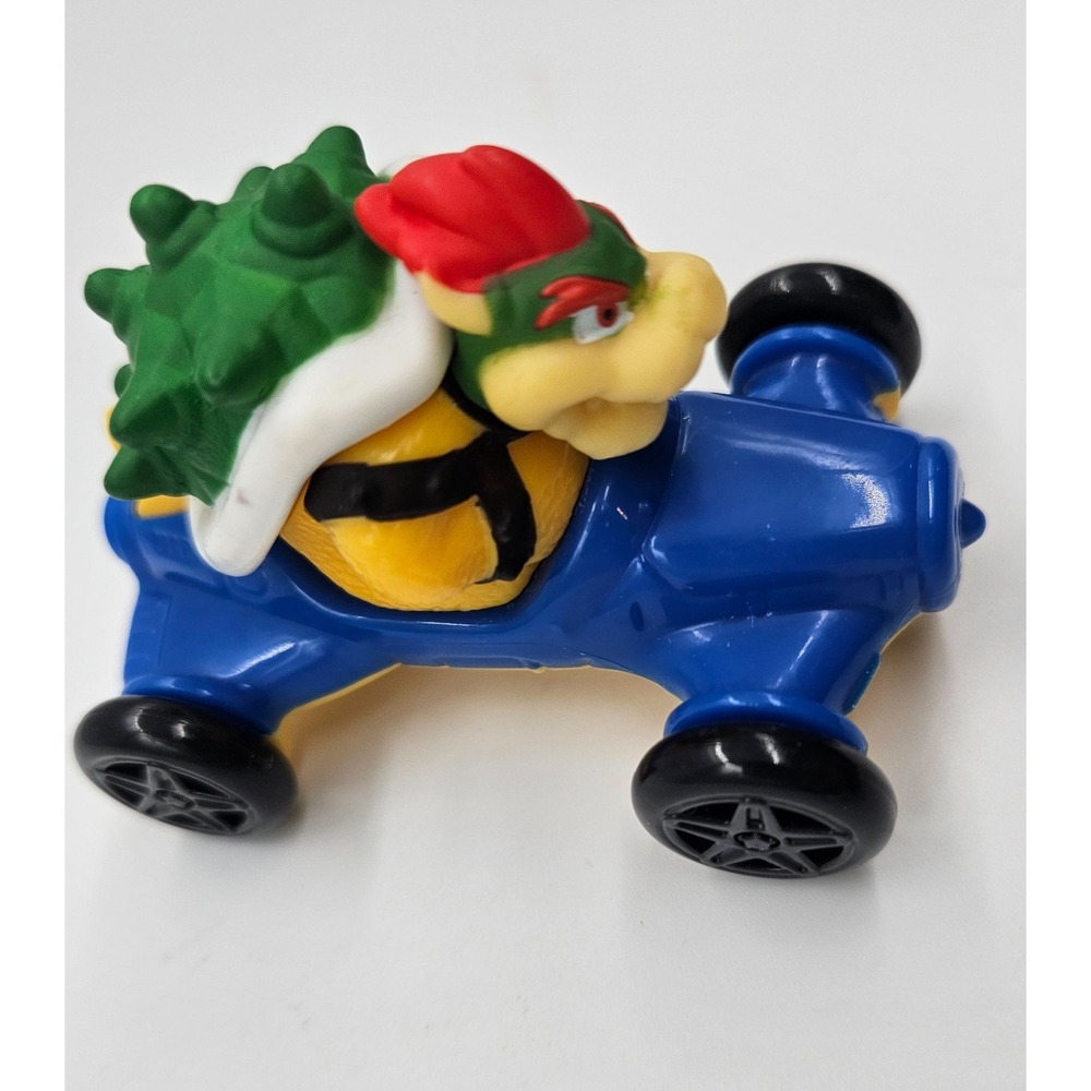 Bowser Pull Back‎ Racer Toy Car Mario Kart Nintendo Collectible